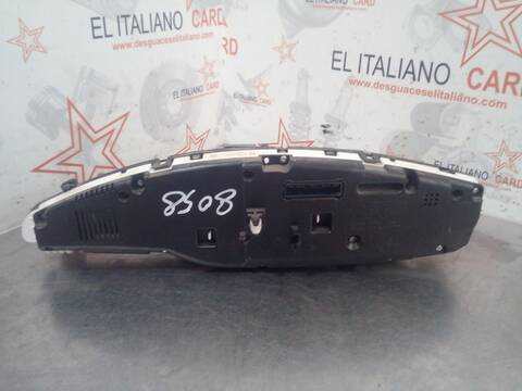 Foto 2ª: Cuadro de Instrumentos Toyota Verso COMFORT 112CV 82KW [N47C16A] (2015)