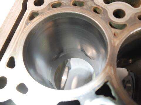 Bloque Motor Ford Transit 130 CV 96KW