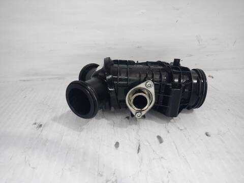 Caja Mariposa Land Rover Discovery TDV6 HSE AUT. 245CV