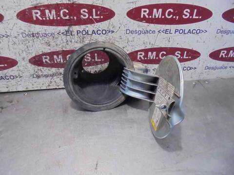 Foto 3ª: Tapa Exterior Combustible Ford Ka BASICO 70CV 51KW [A9B] (2004)