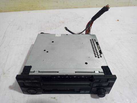 Foto 3ª: Sistema Audio Radio CD Volkswagen Passat ADVANCE BERLINA 131CV 96KW [AVF] (2003)