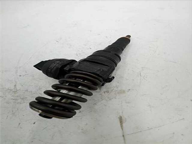 Foto 3ª: Inyectores Skoda Superb 1.9 COLLECTION [1.9 LTR. - 85 KW TDI] [BPZ]