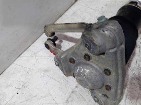 Foto 3ª: Amortiguador Delantero Izquierdo Audi A6 2.5 TDI QUATTRO AVANT 180CV 132KW [BAU] (2001)