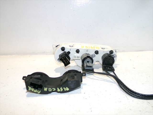 Foto 2ª: Mando Calefacción A. A. Ford Focus 1.8 TDCI 1998-2004 [FFDA] (2003)