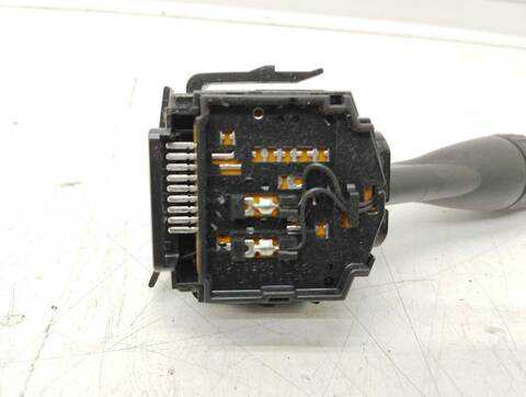 Foto 4ª: Mando Multifuncion Mitsubishi Grandis 2.0 DI-D CAT 136CV 100KW [BSY] (2007)