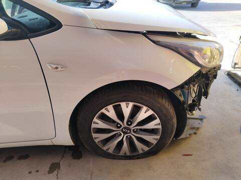 Aleta Delantera Derecha Kia Ceed D4FC CD)