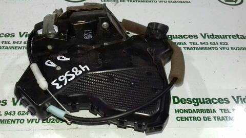 Foto 3ª: Cerradura Puerta Delantera Derecha Toyota Corolla 2.0 D-CAT 116CV 85KW [1CDFTV] (2006)