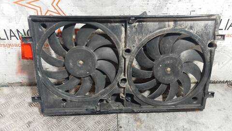 Foto 4ª: Electroventilador Volkswagen Transporter COMBI 88CV 65KW FURGONETA [AJT] (2001)