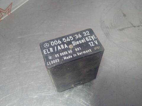 Caja Reles Fusibles Mercedes Clase E 180 BERLINA