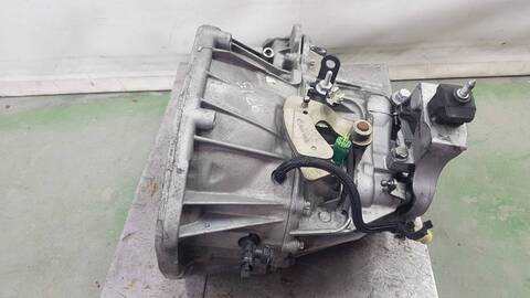 Foto 3ª: Caja Cambios Renault Laguna BASE (2010)