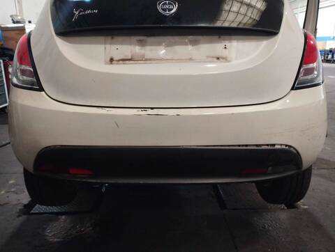 Paragolpes Trasero Lancia Y 1.2 CAT 69CV 51KW