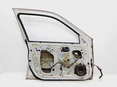 Foto 3ª: Puerta Delantera Izquierda Nissan Primera BERLINA 99CV 73KW (1997)