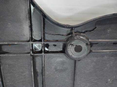 Foto 2ª: Cubrecarter Volkswagen Touran ADVANCE BMT 110CV [CRKB] (2015)