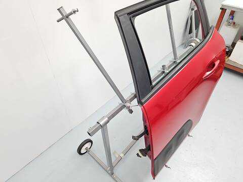Foto 4ª: Puerta Trasera Izquierda Citroen C3 FEEL 82CV 60KW [HM01] (2018)