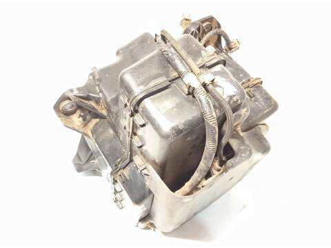 Foto 4ª: Deposito AdBlue Nissan NP300 2.3 DCI DIESEL CAT 190CV 140KW [YS23280] (2021)