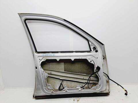 Foto 4ª: Puerta Delantera Izquierda Volkswagen Bora 1.9 TDI BERLINA 110CV 81KW [ASV] (2000)