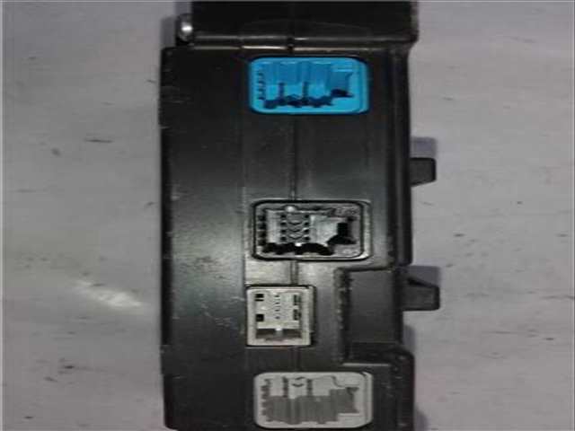 Foto 3ª: Centralita Motor ECU Renault Megane 1.5 AUTHENTIQUE [1 5 LTR. - 66 KW DCI DIESEL FAP] BERLINA 90CV III BERLINA 5P 2008 )