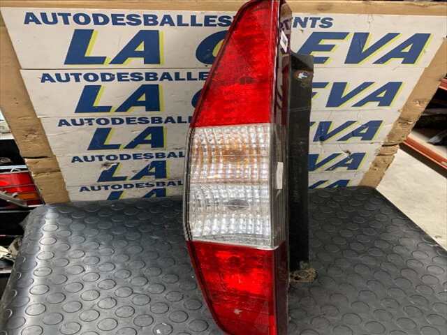 Foto 1ª: Piloto Trasero Izquierdo Fiat Doblo 1.3 JTD (2005)
