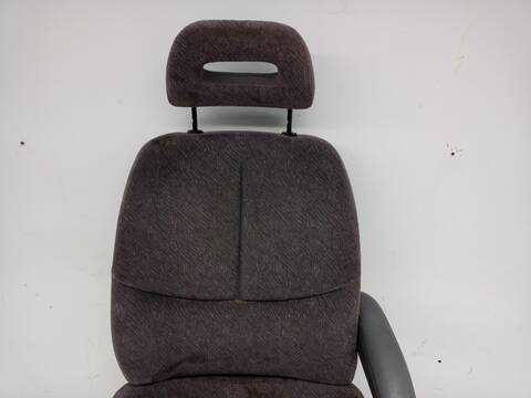 Foto 2ª: Asiento Delantero Derecho Chrysler Voyager 2.5 TD FAMILY 116CV 85KW [425CLIRSX] (2000)