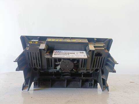 Foto 2ª: Mando Climatizador Audi A3 1.6 TDI AMBIENTE 105CV (2004)