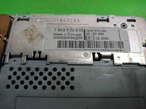 Foto 3ª: Sistema Audio Radio CD Opel Astra ELEGANCE BERLINA 101CV 74KW [Z17DTH] (2004)