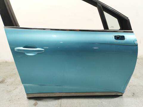 Foto 3ª: Puerta Delantera Derecha Renault Clio 1.6 E-TECH 145 B7MU) 94CV 69KW [H4M632] (2021)
