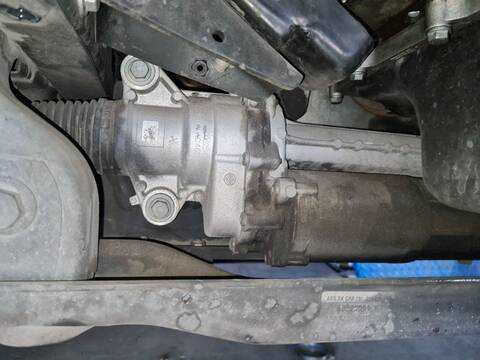 Cremallera de Direccion Iveco Daily NATURALPOWER 35S14 35C14 40C14 50C14 60C14 65C14 ... 136CV 100KW FURGONETA