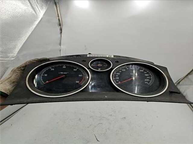 Foto 2ª: Cuadro de Instrumentos Opel Zafira 1.9 ENJOY [1.9 LTR. - 88 KW CDTI] [Z 19 DT / LPM]