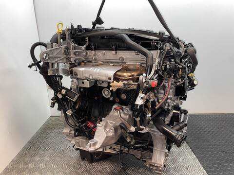 Foto 1ª: Motor Completo Mercedes Clase E 180 651924 FAMILIAR (2014)