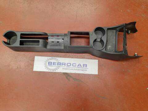 Consola Central Hyundai Getz 1.1 12V CAT 63CV 46KW