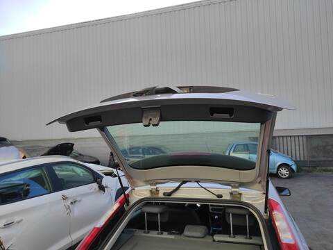 Portón Ford Focus KKDA BERLINA