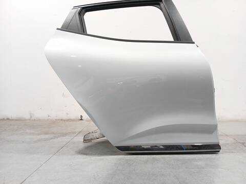 Foto 2ª: Puerta Trasera Derecha Renault Clio 1.0 LPG B7MT) 91CV 67KW [H4D470] (2024)