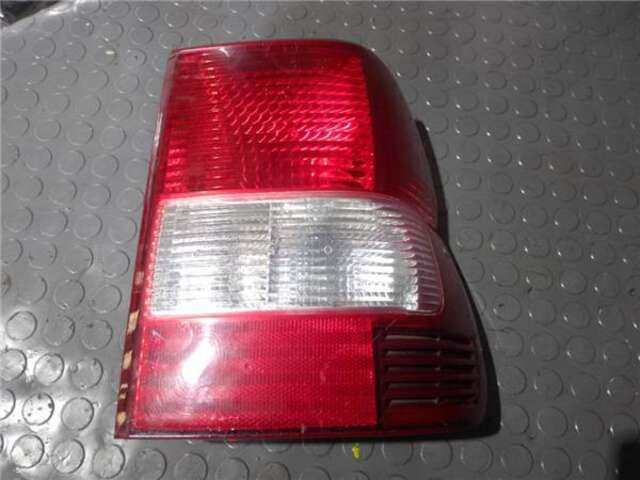 Piloto Trasero Derecho Mitsubishi Montero 2.0 GDI (H67W. H77W)
