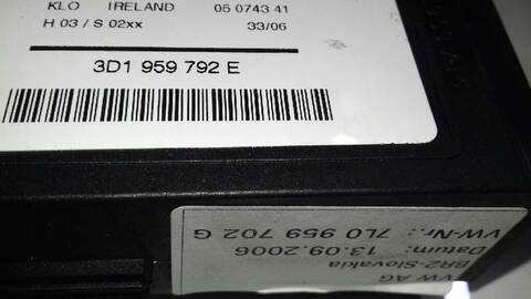 Foto 3ª: Elevalunas Eléctrico Delantero Izquierdo Volkswagen Touareg TDI V6 225CV 165KW [BKS] (2006)