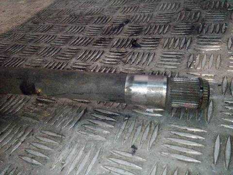 Foto 3ª: Transmision Delantera Derecha Mercedes Clase ML 300 3.0 CDI W164) 224CV 165KW AUT. OM642 [OM642940] (2008)