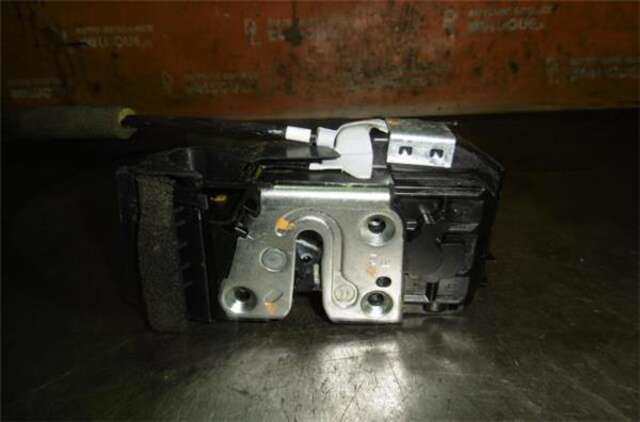 Cerradura Puerta Delantera Derecha Nissan Qashqai 1.5DCI