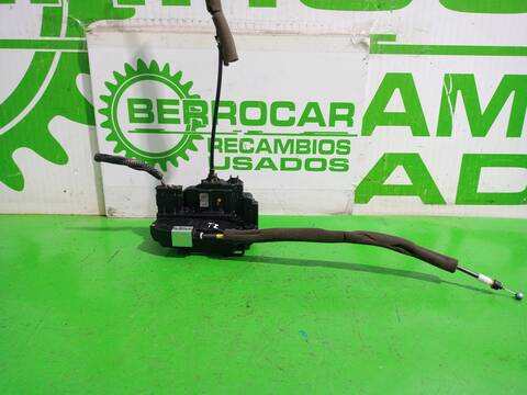 Foto 3ª: Cerradura Puerta Trasera Izquierda Nissan Juke ACENTA 117CV 86KW [HR16DE] (2012)