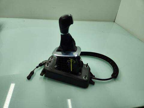 Palanca de Cambio Volkswagen Polo ADVANCE 90CV 66KW