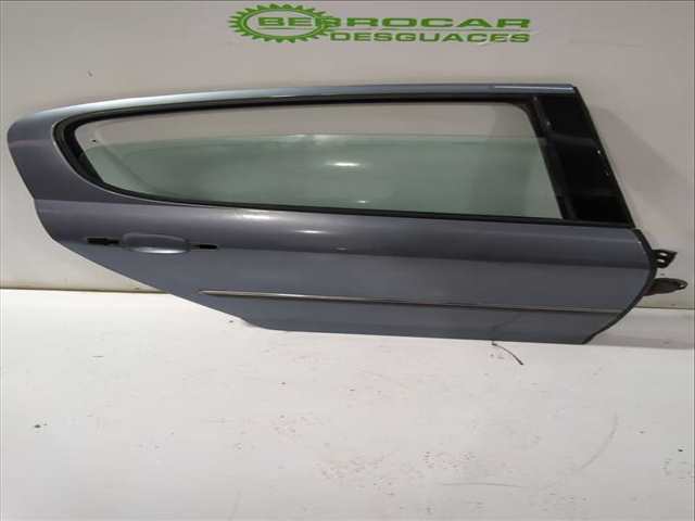 Foto 2ª: Puerta Trasera Derecha Peugeot 407 1.6 HDI 110 6D9HZC 6D9HYC) 109CV 80KW [9HY (DV6TED4),9HZ (DV6TED4)] (2004)