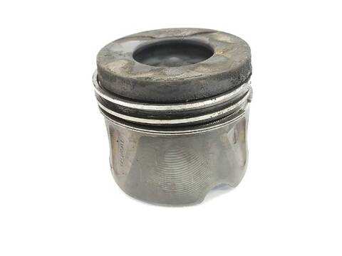 Foto 1ª: Pistones Mercedes Clase ML 320 CDI 164.122) [642940] (2005)