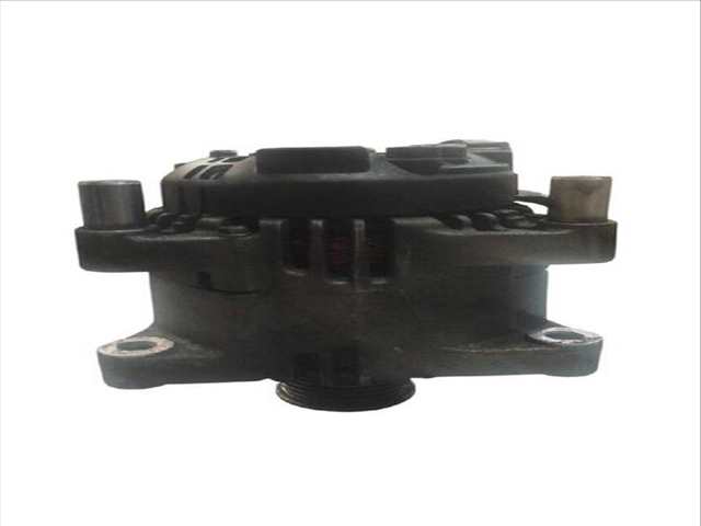 Foto 2ª: Alternador Toyota Prius 2.2 HDI 156CV (2007)