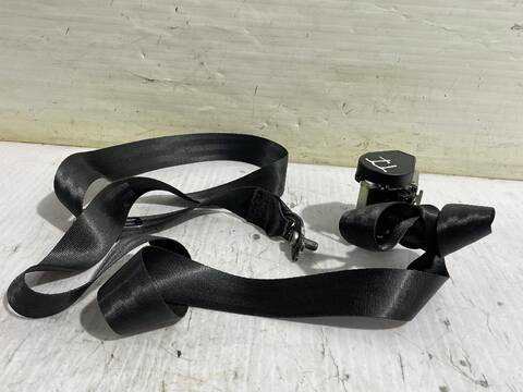 Foto 3ª: Cinturón Trasero Izquierdo Volkswagen Golf COMFORTLINE BLUEMOTION AUT. 150CV (2013)