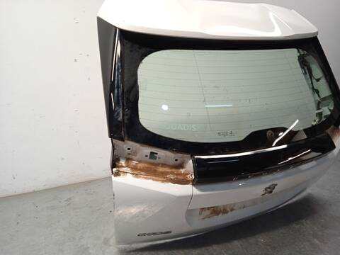 Foto 2ª: Portón Peugeot 2008 1.5 BLUEHDI 110 UDYHSK) 110CV 81KW (2021)