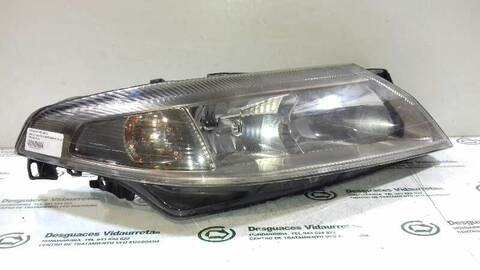 Foto 3ª: Faro Derecho Renault Laguna GRANDTOUR KG0) 120CV 88KW [F9Q C7] (2003)