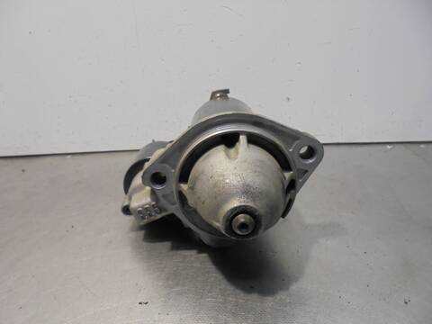 Foto 4ª: Motor de Arranque Volkswagen Passat COMFORTLINE BERLINA 150CV 110KW [AEB] (1996)