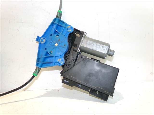 Foto 2ª: Elevalunas Eléctrico Trasero Izquierdo Seat Exeo 2.0 TDI 2009-2013 [CAG] (2009)