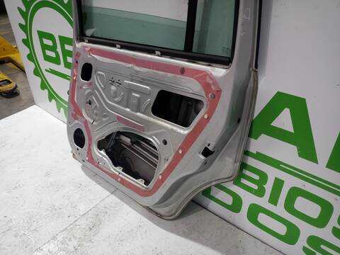 Foto 3ª: Puerta Trasera Derecha Opel Zafira COSMO 120CV 88KW [Z19DT] (2007)