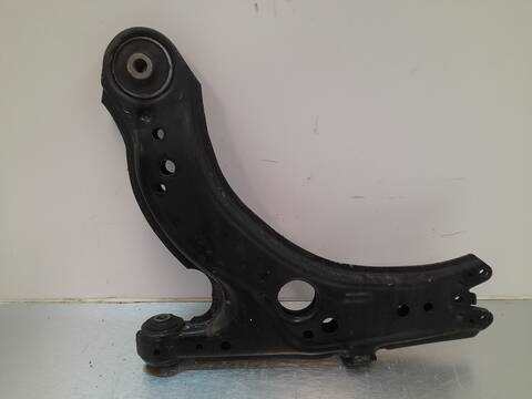Foto 1ª: Brazo Suspension Delantero Derecho Volkswagen Bora BERLINA 101CV 74KW [ALH] (2000)