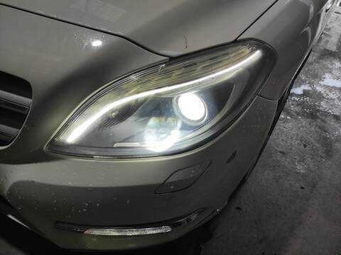Faro Izquierdo Mercedes Clase B 150 270910
