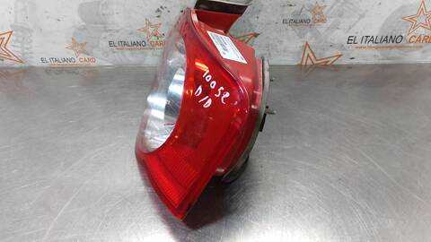 Foto 3ª: Piloto Trasero Derecho Volkswagen Passat R LINE BERLINA 110CV 81KW [CBD] (2010)